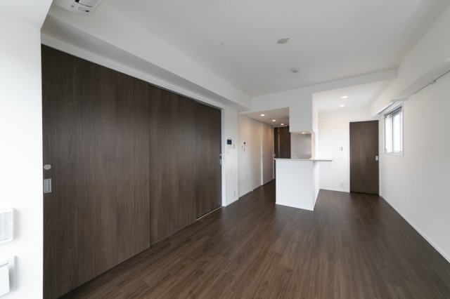 プラウドフラット浅草の居間・リビング|使いやすい居間です