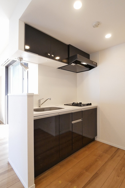 ジェノヴィア両国Ⅱグリーンヴェールの内装|明るい室内です