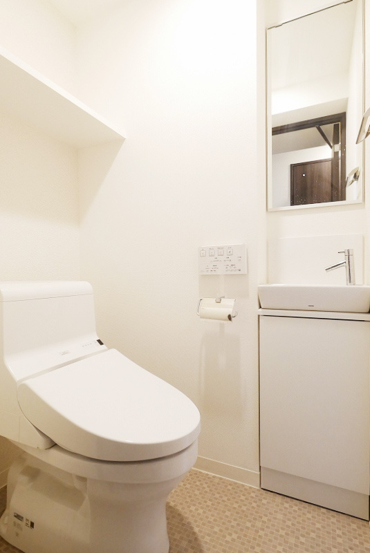 ジェノヴィア両国Ⅱグリーンヴェールの内装|明るい室内です