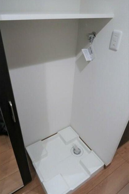 【設備】 | プラティーク高円寺 | 室内洗濯機置き場。