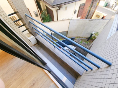 【バルコニー】 | CasaCaliente経堂 | お洗濯にも便利なバルコニー付き