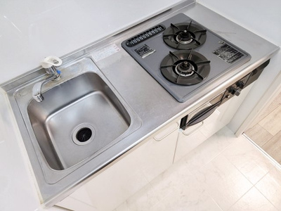 【キッチン】 | CasaCaliente経堂 | コンパクトなキッチンで掃除もラクラク