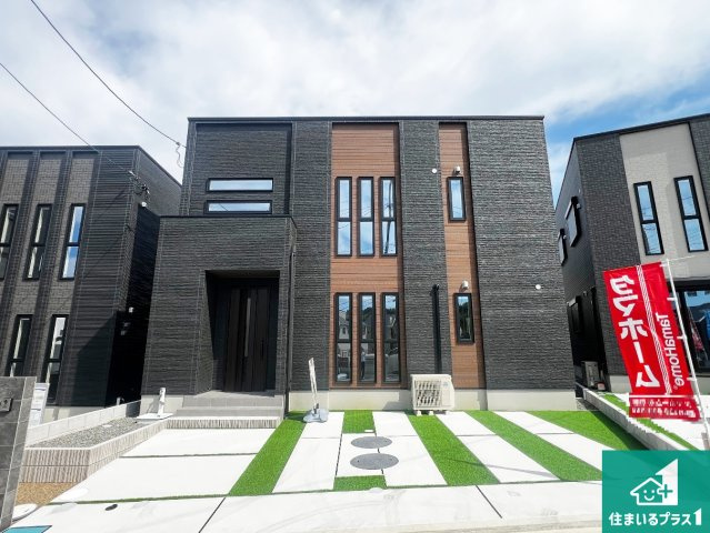 貝塚市水間　新築一戸建ての外観|お客様に長く安心して住んでいだだける事にこだわった家づくり！住んでからのアフターサービスにもしっかりと取り組んでいます！