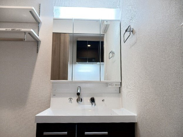 セレーノ　カーサの洗面所