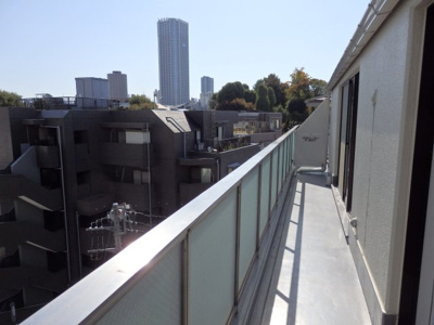 【バルコニー】 | エバーグリーンパレス新宿