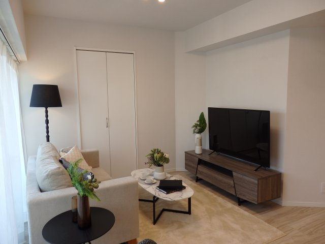 【居間・リビング】 | エバーグリーンパレス新宿