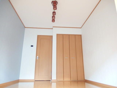 【洋室】 | ブリーズパレス