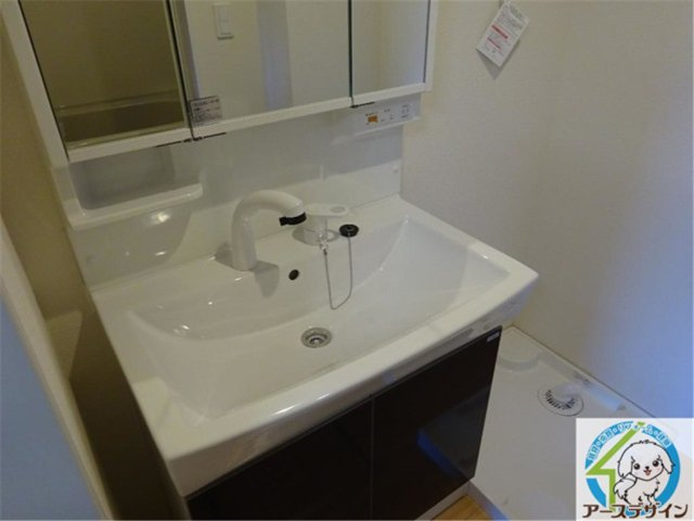 エルシオン・Fの独立洗面台|パース写真