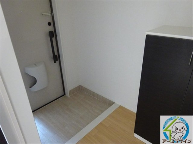 エルシオン・Fの玄関|パース写真