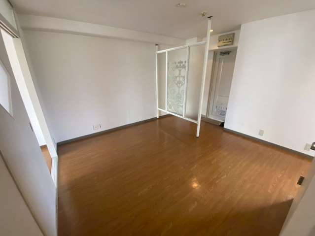 第3柴田ビルの居間・リビング