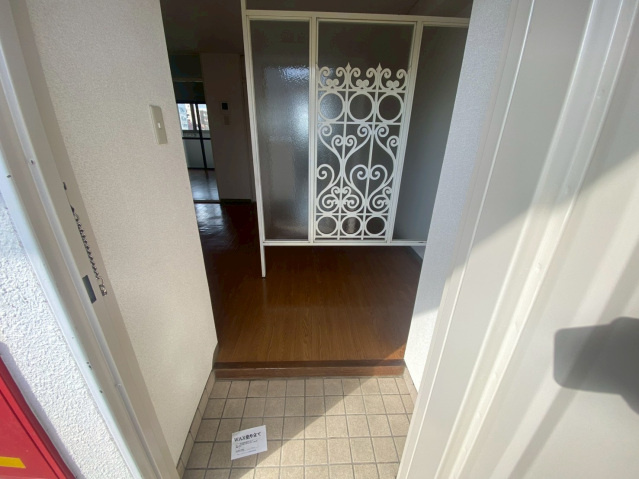 第3柴田ビルの玄関