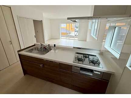 広島市佐伯区三宅5丁目　新築一戸建て(全2棟)のキッチン