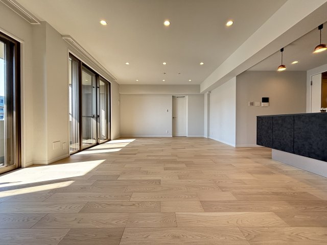 ファミールスクエア国分寺の居間・リビング