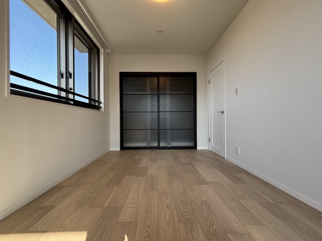 ファミールスクエア国分寺の洋室