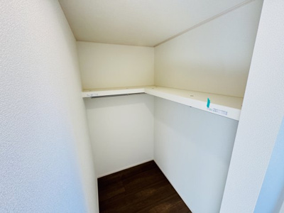 【収納】 | 流山市古間木新築戸建【八木南小学校：9分】 | 9帖寝室・ウォークインクローゼット