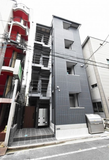 荒川区東日暮里４丁目のアパート