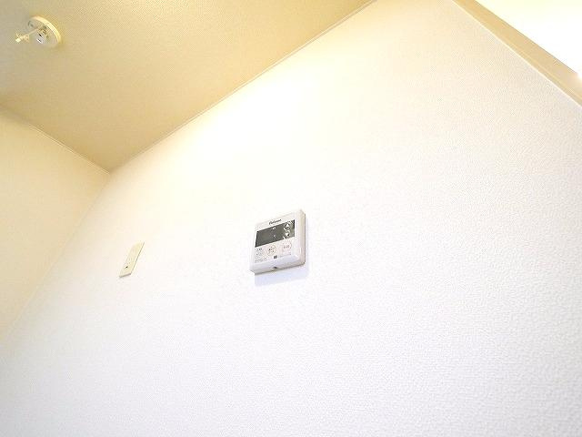 ゴールド・クレストの設備|リモコンパネル