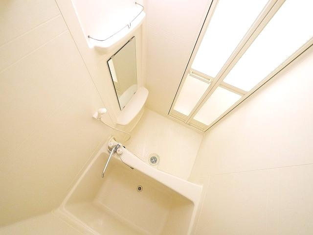 ゴールド・クレストの浴室|きれいなお風呂です