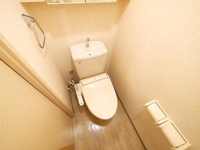 ゴールド・クレストのトイレ|シンプルで使いやすいトイレです