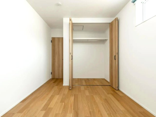 大津市下阪本２丁目２号地新築戸建の収納