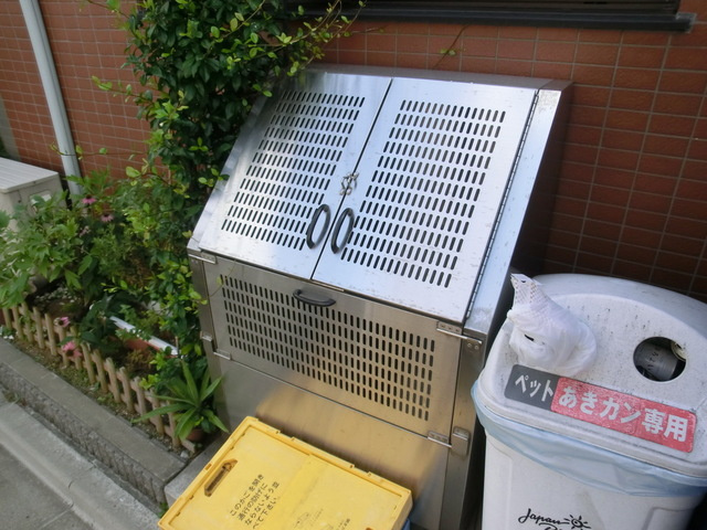 ｃｏｍｏｄｏ東小岩のその他共用部分|敷地内ごみ置き場有ります。