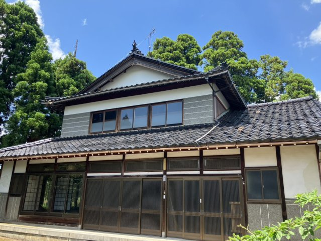 砺波市東保　中古住宅の外観