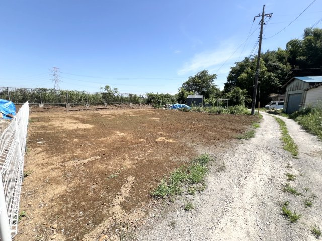 四街道市長岡土地の外観