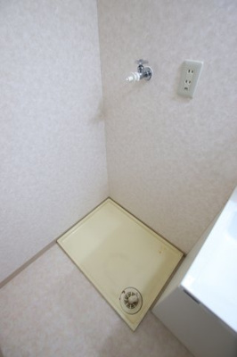 【設備】 | ラポール百舌鳥 | 室内洗濯機置場