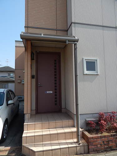 熊本市北区楠８丁目のアパートのエントランス