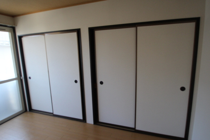 ハイツNINOWARI　A棟の収納