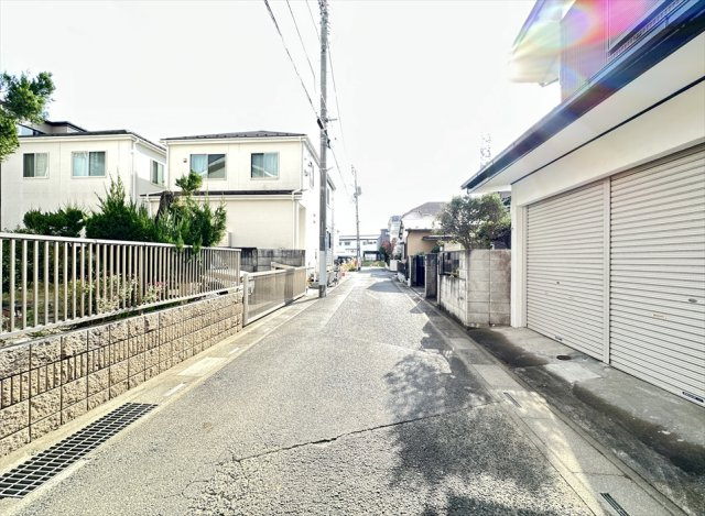 【前面道路含む現地写真】 | 富士見市水谷東1丁目　新築一戸建住宅　全4棟　(志木本店) | 前面道路の様子