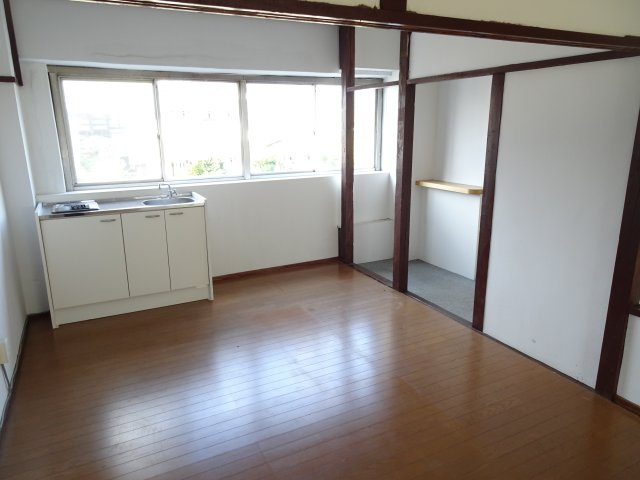 大運寺ビル貸店舗の内装