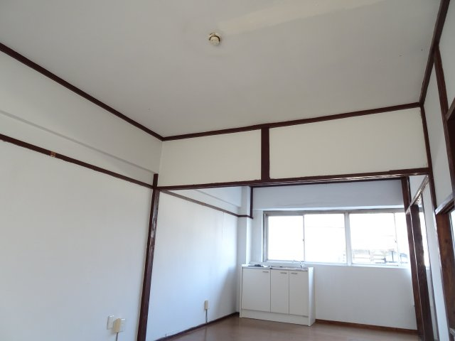 大運寺ビル貸店舗の内装