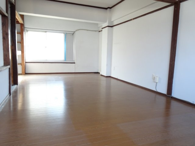 大運寺ビル貸店舗の内装