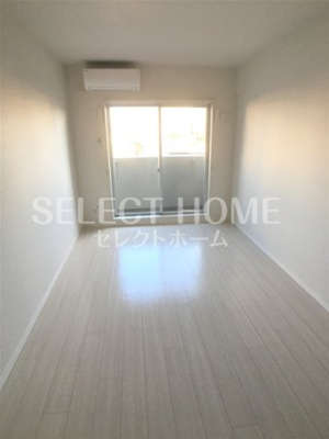 【寝室】 | Ａ・Ｃｉｔｙ八帖 | 同型タイプ使い勝手のいい寝室です