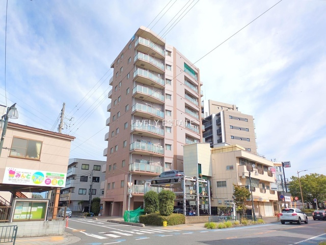 ベルドゥムール北越谷駅前