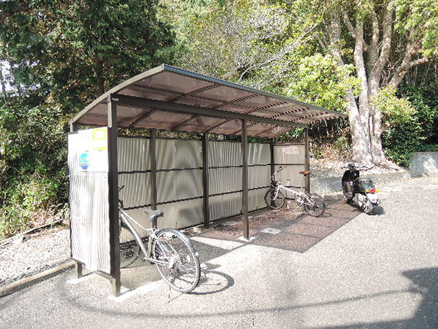 シティハイム　パンジーのその他|屋根付き駐輪場　原付・バイク相談可