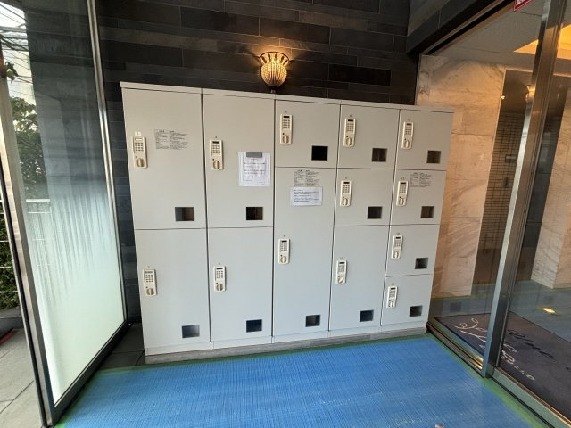 アン・ボルヌのその他共用部分