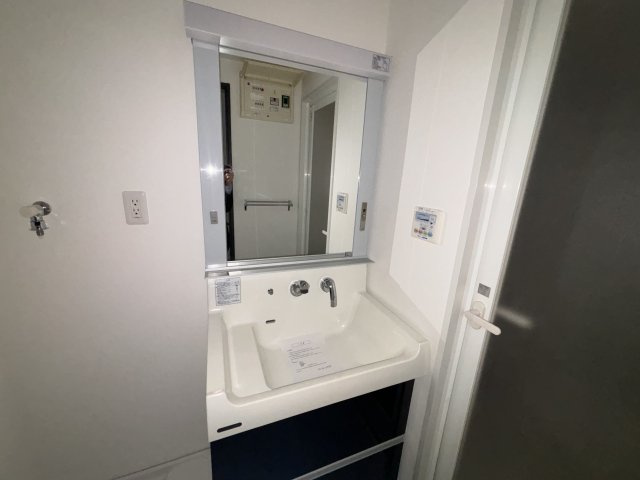 アン・ボルヌの独立洗面台|※別号室の参考写真です。