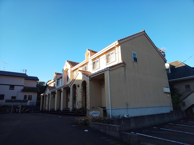 ネイ・ヴァンクールの外観