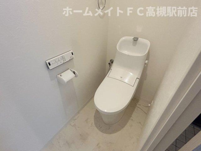 【トイレ】 | エスポワール寺本 | 同タイプ号室の写真です。