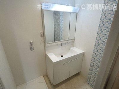 【独立洗面台】 | エスポワール寺本 | 同タイプ号室の写真です。