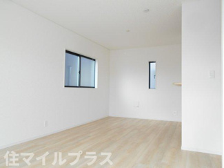 【居間・リビング】 | 郡山市大槻町三角田新築一戸建て5棟 | 居間です