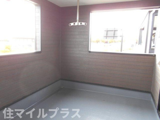 【バルコニー】 | 郡山市大槻町三角田新築一戸建て5棟 | バルコニーからの眺めを楽しみながら食事をしませんか