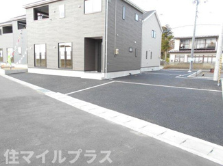 【駐車場】 | 郡山市大槻町三角田新築一戸建て5棟 | 駐車場に車を止められます