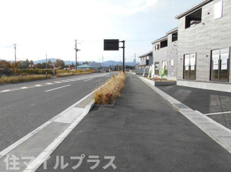 【前面道路含む現地写真】 | 郡山市大槻町三角田新築一戸建て5棟 | 前面道路含む現地写真です