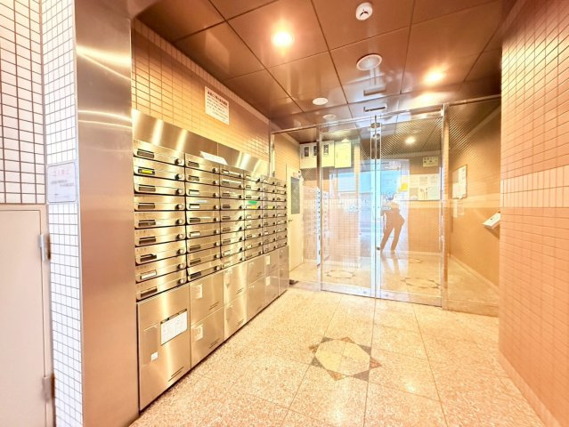 ヴィレッジ板宿のエントランス