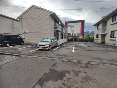 【駐車場】 | プレジール安田
