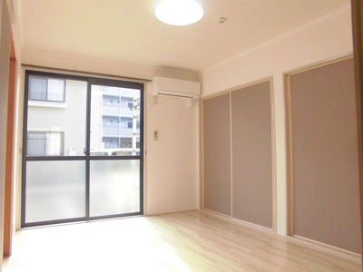 【居間・リビング】 | プレジール安田