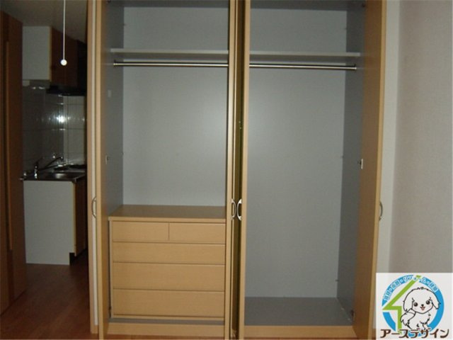 メゾン　ドゥ　シェリーの収納|パース写真